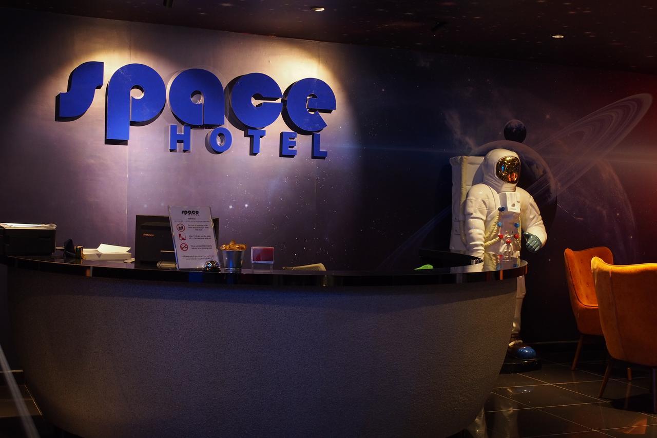 Space Hotel @ Chinatown Kuala Lumpur Eksteriør billede